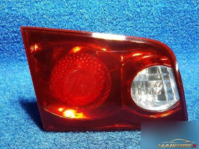Kia Roche 2007 — фонарь задний левый внутренний 924052G005