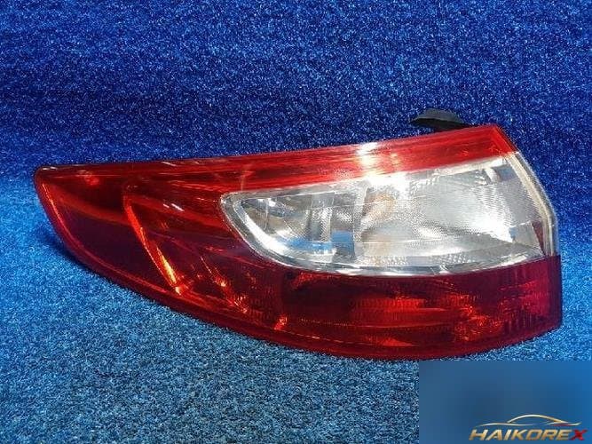 Renault SM3 2011 — задний фонарь левый наружный