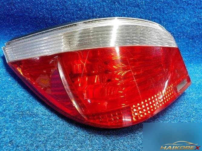 BMW 5 Series 2005 — фара задняя левая наружная 7165737