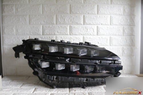 Фара передняя левая LED 92102CU100