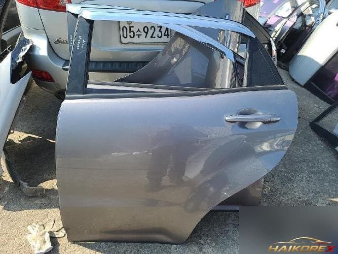 KG Mobility Korando 2014 — дверь задняя левая