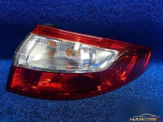 Renault SM3 2011 — фара задняя правая наружная