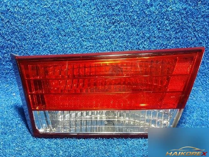 Hyundai Sonata 2006 — стоп-сигнал задний правый внутренний 4