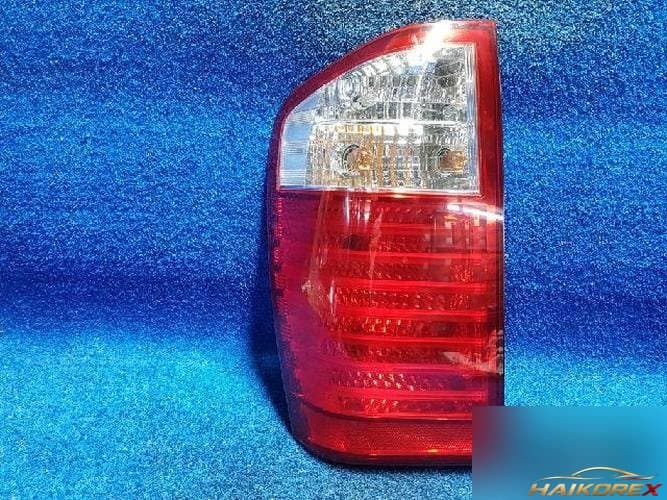 Kia Carnival 2007 — задний фонарь левый наружный