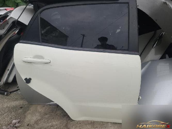 SsangYong Korando 2013 — дверь задняя правая
