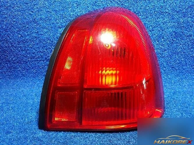 Ford LS 2005 — задний фонарь правый наружный
