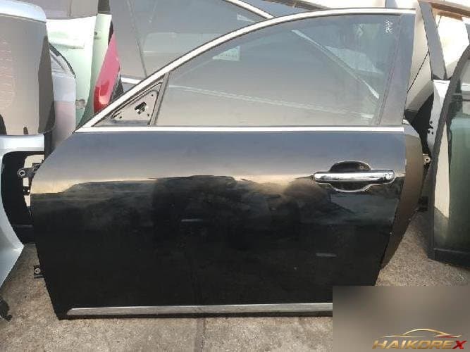 Hyundai Genesis 2012 — передняя дверь левая в сборе