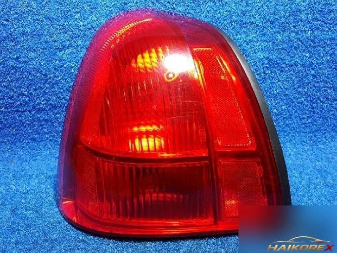 Ford LS 2005 — задний фонарь левый (внешний)