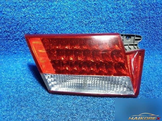 Hyundai Grandeur 2008 — задний фонарь внутренний левый 924033L001