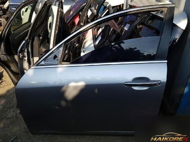 Hyundai Genesis 2009 — передняя дверь левая