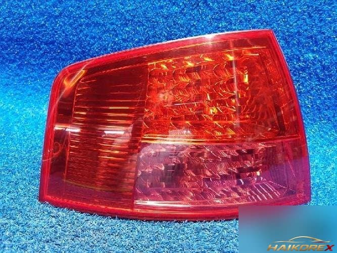 Audi A8 2006 — задний фонарь левый наружный 4E0945095C