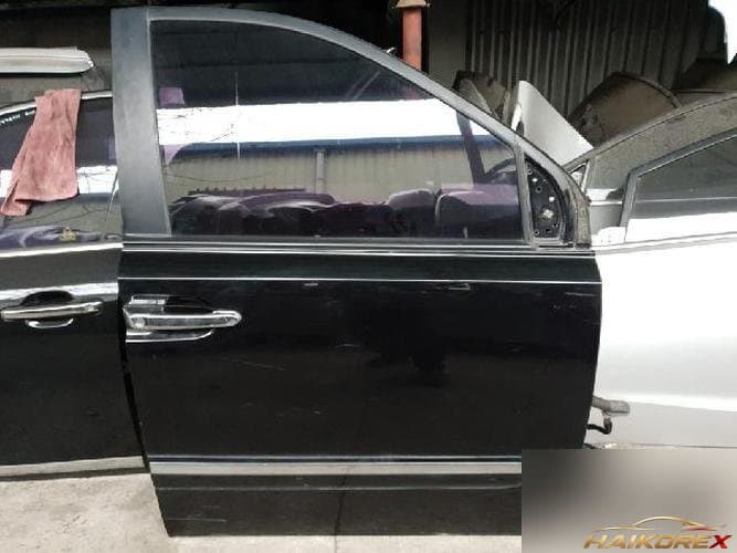 Kia Carnival 2007 — дверь передняя правая