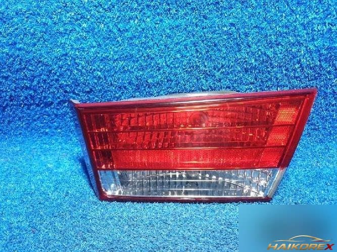 Hyundai Sonata 2006 — фара задняя правая внутренняя 924043K000