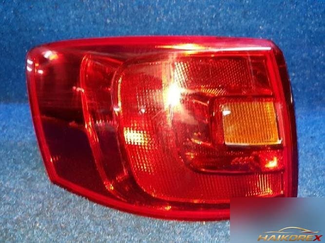 Volkswagen Jetta 2013 — фонарь задний левый наружный