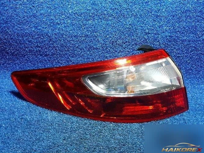 Renault SM3 2014 — задний фонарь правый внешний 265500016R