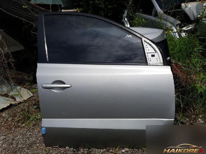 Renault QM5 2009 — передняя дверь правая