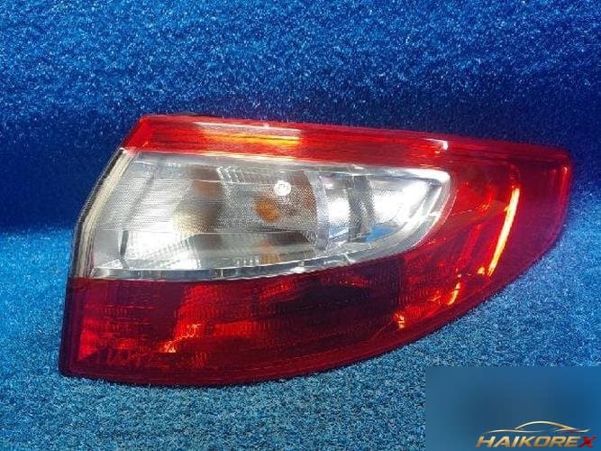 Renault SM3 2010 — фонарь задний правый наружный