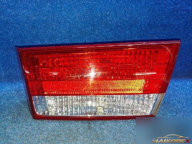 Hyundai Sonata 2007 — задний фонарь правый внутренний 924043K000