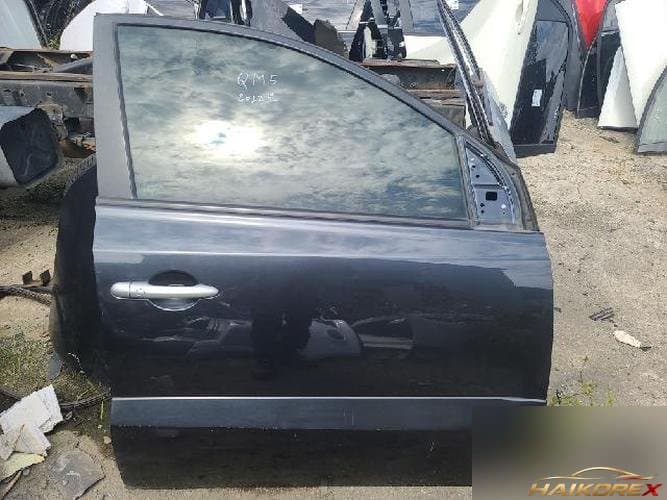 Renault QM5 2011 — дверь передняя правая