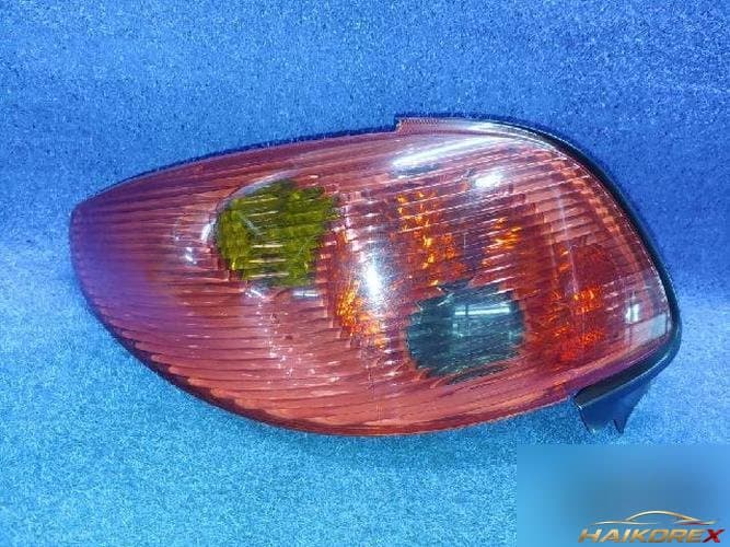 Peugeot 206 2006 — фонарь задний левый наружный