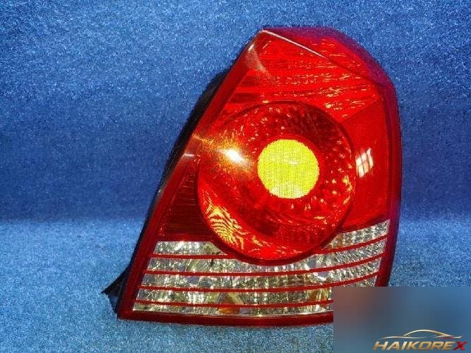 Hyundai Avante 2005 — фара задняя правая (наружная) 4