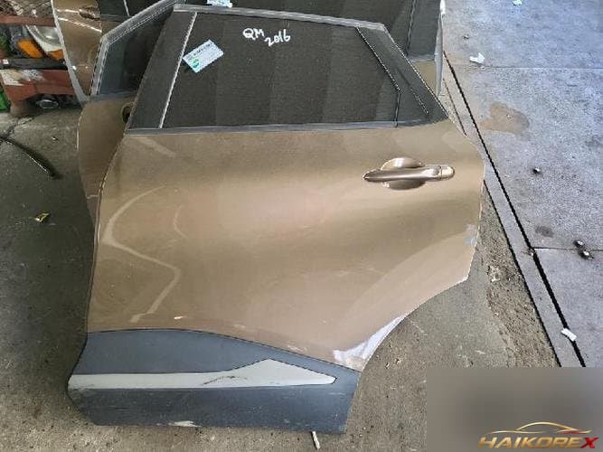 Renault QM3 2016 — дверь задняя левая