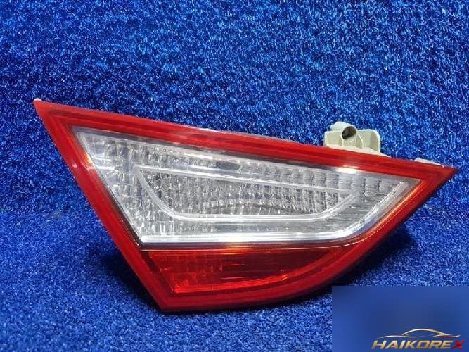 Hyundai Sonata 2010 — фара задняя левая внутренняя 1
