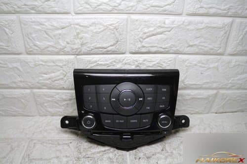 Клавиатура аудиосистемы Lacetti Cruze 94563268