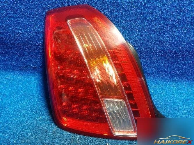 Kia Opirus 2008 — задний фонарь левый наружный