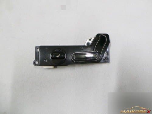 Кнопка управления сиденьем (задняя) правая Chairman W 8550614010