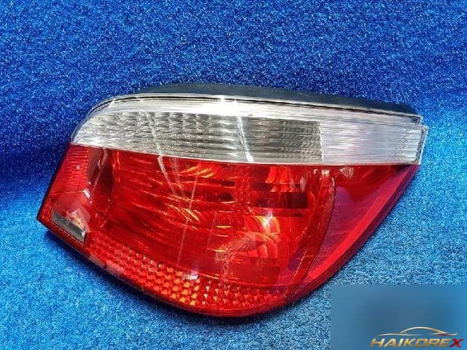 BMW 5 series 2006 — фара задняя правая (наружная) 7165738