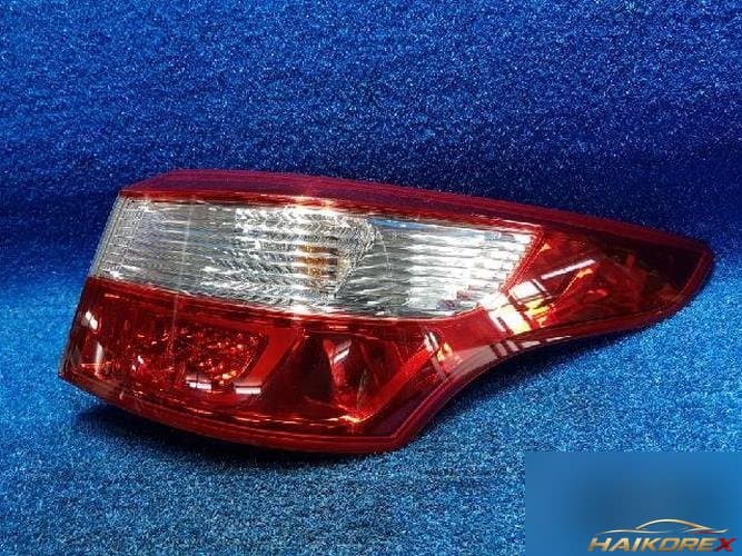 Renault SM5 2011 — задний фонарь правый наружный
