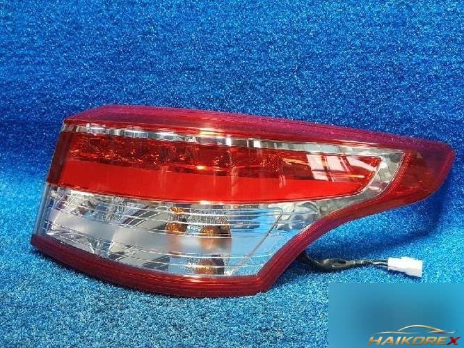 Renault SM5 2013 — задний фонарь правый 265502071R