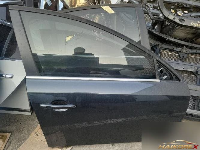 Renault SM5 2015 — дверь передняя правая