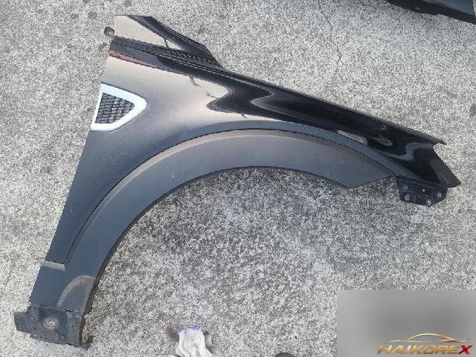 Daewoo Winstorm 2009 — крыло правое