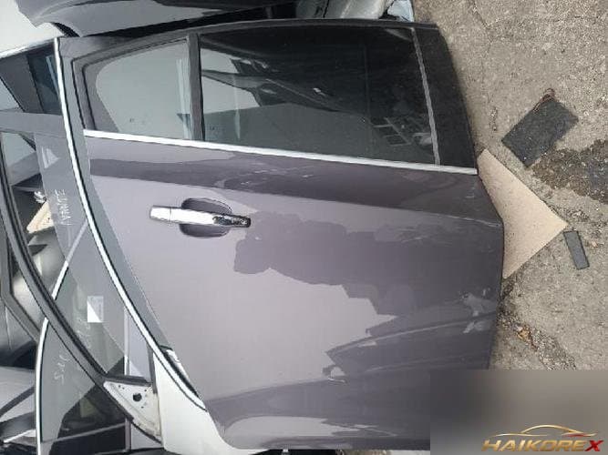 Chevrolet Cruze 2012 — дверь задняя правая