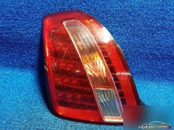 Kia Opirus 2008 — задний фонарь левый наружный