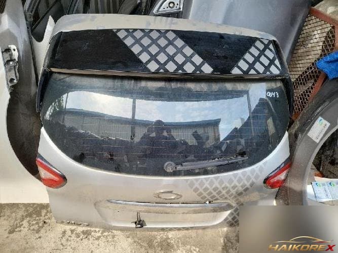 Renault QM3 2015 — крышка багажника