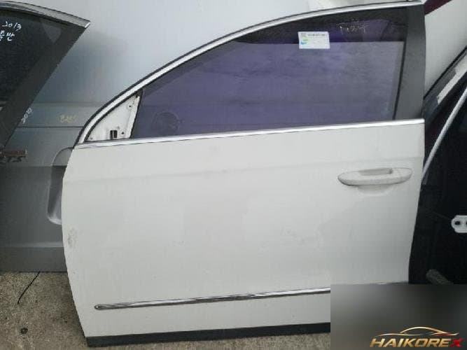 Volkswagen Passat 2010 — дверь передняя правая (2)