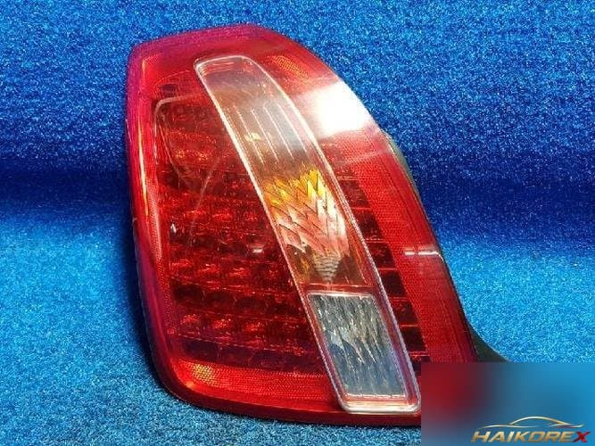 Kia Opirus 2008 — фонарь задний левый наружный