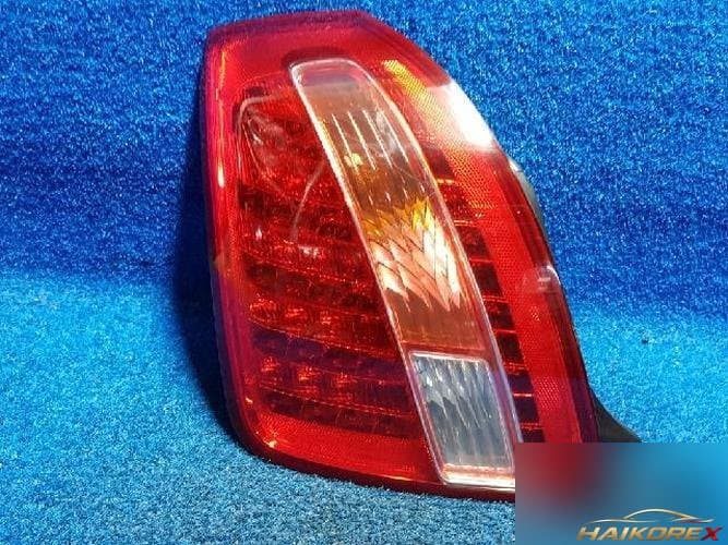 Kia Opirus 2008 — задний фонарь левый наружный