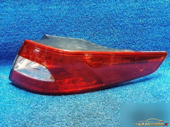 Kia K5 2011 — фонарь задний правый (наружный) 924022T0