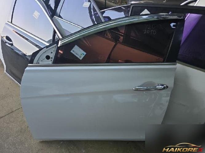 Hyundai Sonata 2010 — дверь передняя левая