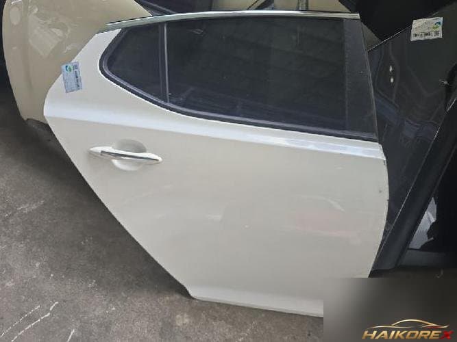 Kia K5 2010 — дверь задняя правая