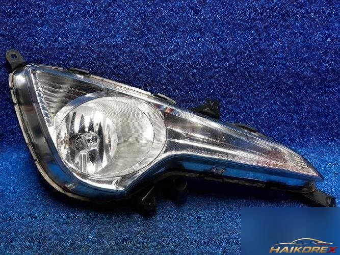 Hyundai i40 2013 — противотуманная фара правая 922023Z010