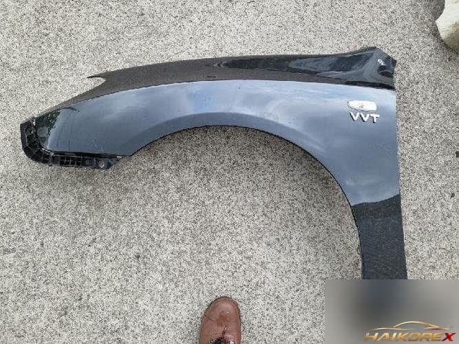 Hyundai Avante 2008 — крыло левое