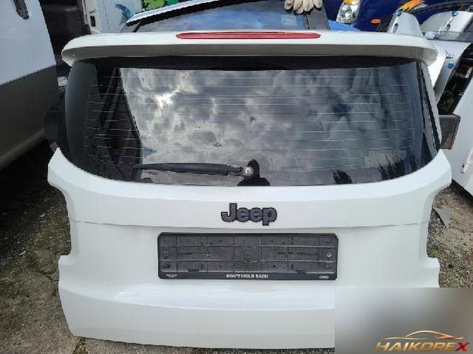 Jeep Renegade 2015 — крышка багажника