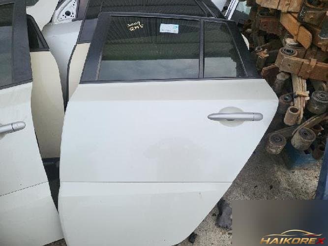 Renault QM5 2009 — дверь задняя левая
