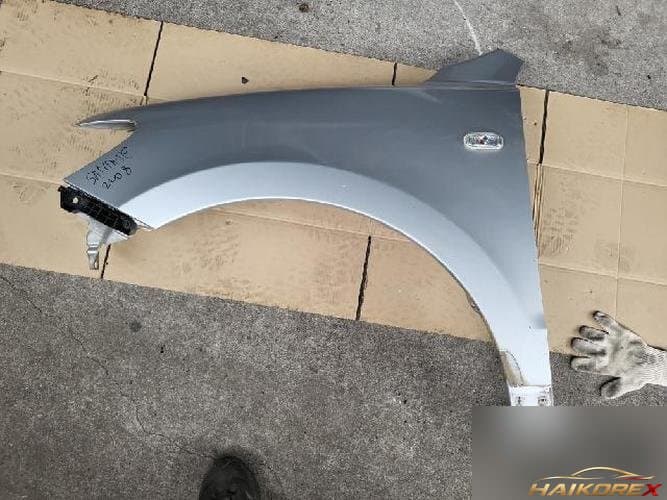 Hyundai Santa Fe 2008 — левое крыло (2)