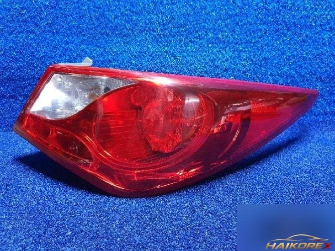 Hyundai Sonata 2011 — фара задняя правая (внешняя)